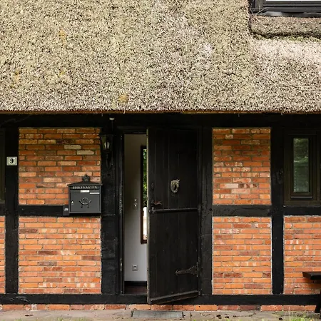 Reihenhaus Fuer 2 Nahe Golfplatz *timbered* Apartment